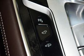 2016款宝马730Li豪华型