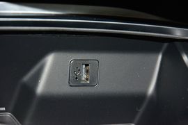 2016款宝马730Li豪华型