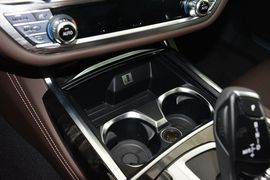 2016款宝马730Li豪华型