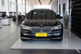 2016款宝马730Li豪华型