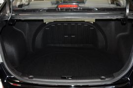 2015款现代悦动1.6L手动舒适型