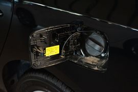 2015款现代悦动1.6L手动舒适型