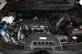 2015款现代悦动1.6L手动舒适型