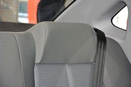 2015款现代悦动1.6L手动舒适型