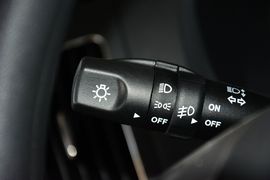 2015款现代悦动1.6L手动舒适型