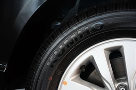 2015款现代悦动1.6L手动舒适型