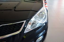 2015款现代悦动1.6L手动舒适型
