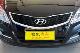 2015款现代悦动1.6L手动舒适型