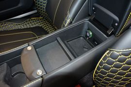 2015款阿斯顿马丁Vanquish