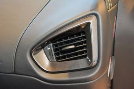 2015款阿斯顿马丁Vanquish