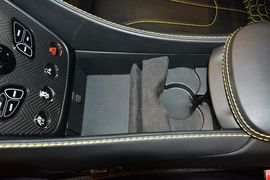 2015款阿斯顿马丁Vanquish