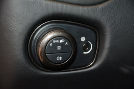 2015款阿斯顿马丁Vanquish