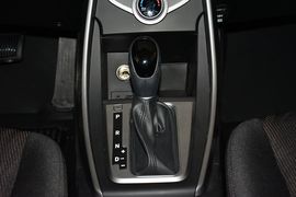 2015款现代朗动1.6L自动时尚型