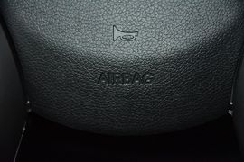 2015款现代朗动1.6L自动时尚型