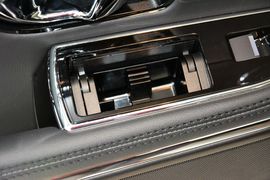 2016款捷豹XJL