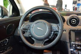 2016款捷豹XJL