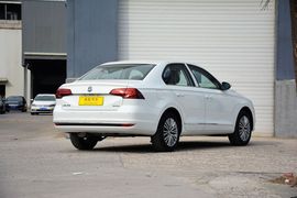 2016款大众宝来1.6L自动豪华型