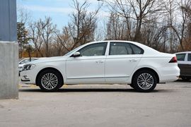 2016款大众宝来1.6L自动豪华型