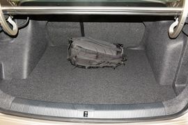 2016款大众宝来1.6L自动豪华型