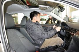 2016款大众宝来1.6L自动豪华型