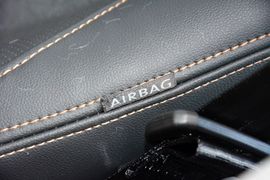 2016款大众宝来1.6L自动豪华型