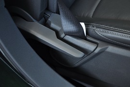 2010款吉普指南者2.4L世界杯特别版