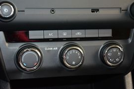 2016款斯柯达明锐1.6L手动创行版