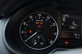 2016款斯柯达明锐1.6L手动创行版