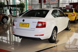 2016款斯柯达明锐1.6L手动创行版