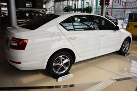 2016款斯柯达明锐1.6L手动创行版