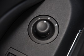 2010款吉普指南者2.4L世界杯特别版