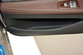 2016款宝马740Li领先型