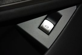 2016款宝马740Li领先型