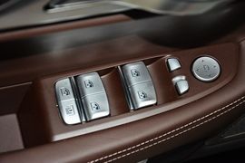 2016款宝马740Li领先型