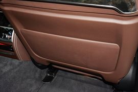 2016款宝马740Li领先型