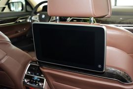 2016款宝马740Li领先型