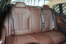 2016款宝马740Li领先型