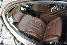 2016款宝马740Li领先型