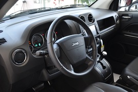 2010款吉普指南者2.4L世界杯特别版