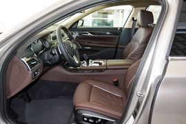 2016款宝马740Li领先型