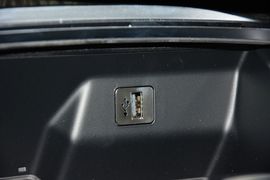 2016款宝马740Li领先型