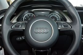 2016款奥迪A4L