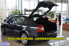 2010款斯柯达明锐2.0L手自一体新车