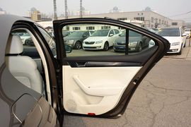 2016款斯柯达速派TSI330