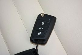 2016款斯柯达速派TSI330