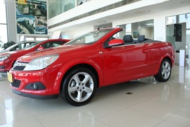 2010款欧宝雅特TWINTOP