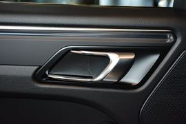 2016款保时捷Macan