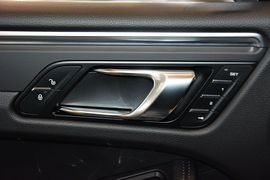 2016款保时捷Macan