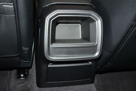 2016款保时捷Macan