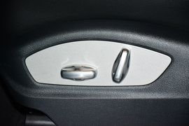 2016款保时捷Macan